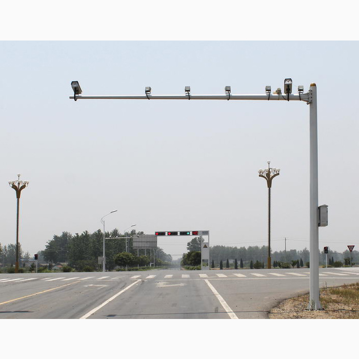 道路监控杆.jpg