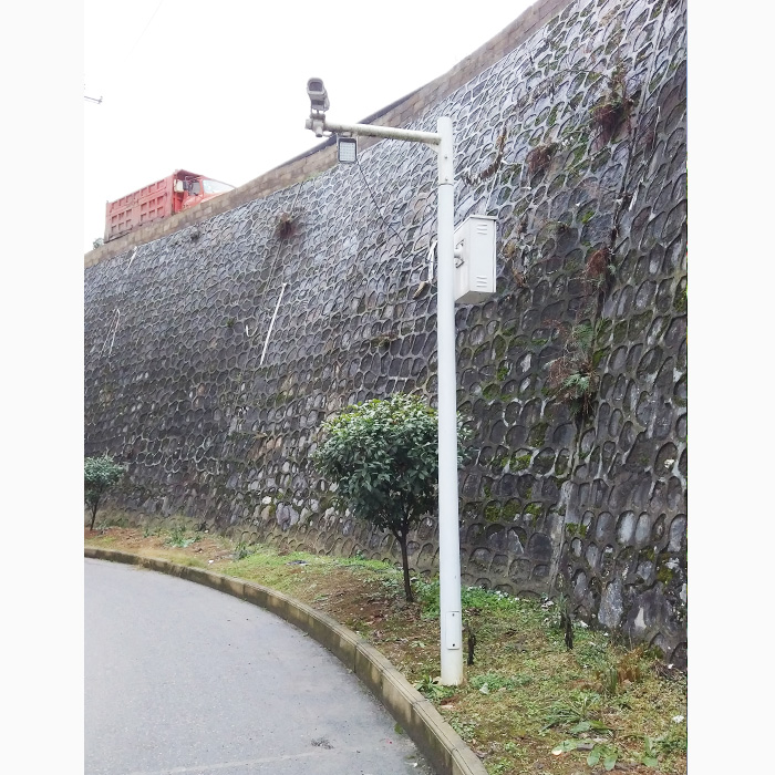 套接监控杆.jpg