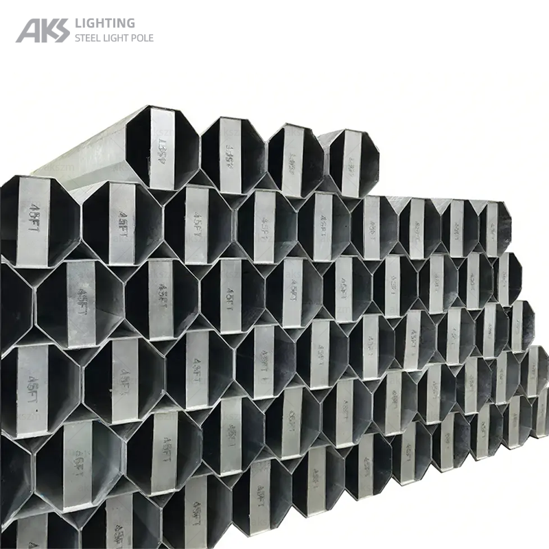 Galvanized steel polygonal single-pole utility pole